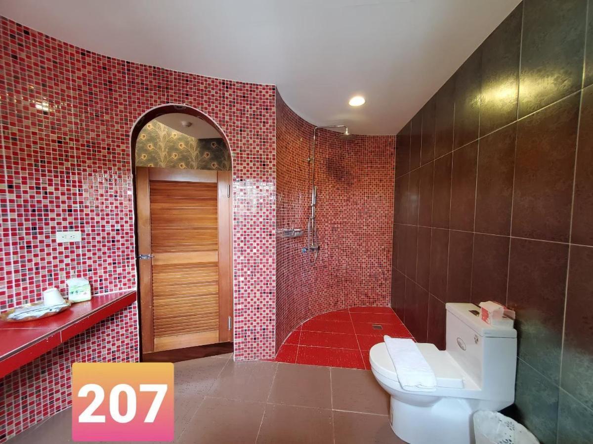 E-Ping Castle Hotel Нанвань Екстер'єр фото